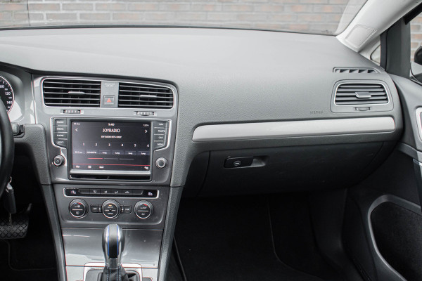 Volkswagen e-Golf | Cruise Control