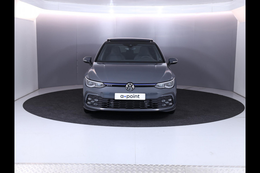 Volkswagen Golf 1.4 eHybrid GTE 245 pk Automaat (DSG) | Navigatie | Panoramadak | Parkeersensoren | Adaptieve cruise control | Stoelverwarming |