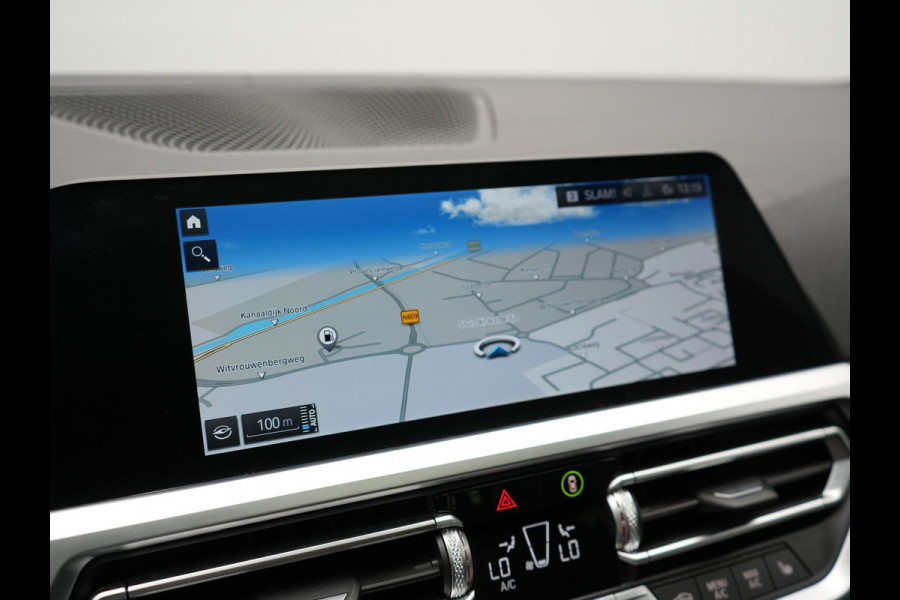BMW 3 Serie Touring 330e M Sport Plug In Hybrid Dealer O.H. PHEV | Panodak | Lederen Sportstoelen Verwarmd | Adaptive Cruise | Navigatie | Apple Carplay | Camera | DAB | Sfeerverlichting |