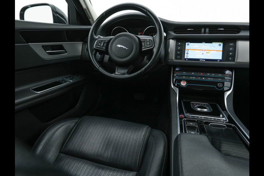 Jaguar XF 2.0 Portfolio Aut. *WINDSOR-FULL-LEATHER | BI-XENON | NAVI-FULLMAP | JAGUAR-AUDIO | CAMERA | COMFORT-SEATS | SHIFT-PADDLES | LANE-ASSIST | KEYLESS | HEATED-SEATS |  ECC | PDC | CRUISE | 18"ALU*