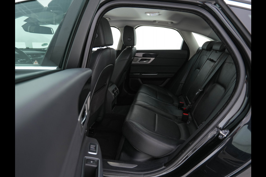 Jaguar XF 2.0 Portfolio Aut. *WINDSOR-FULL-LEATHER | BI-XENON | NAVI-FULLMAP | JAGUAR-AUDIO | CAMERA | COMFORT-SEATS | SHIFT-PADDLES | LANE-ASSIST | KEYLESS | HEATED-SEATS |  ECC | PDC | CRUISE | 18"ALU*