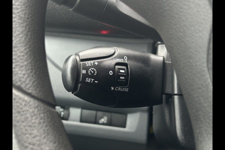 Peugeot Expert 2.0 HDI 123 PK / L2H1 / 48.055 / IMPERIAAL / BLIND SPOT / CRUISE CONTROL / AIRCO / 3-ZITS