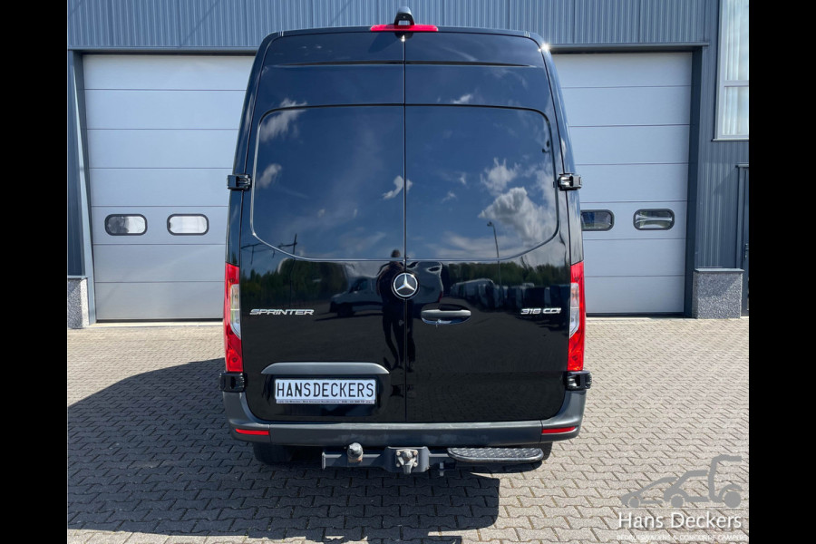 Mercedes-Benz Sprinter 316 L2H2 Zwart MBUX Trekhaak 3500kg 163pk Airco