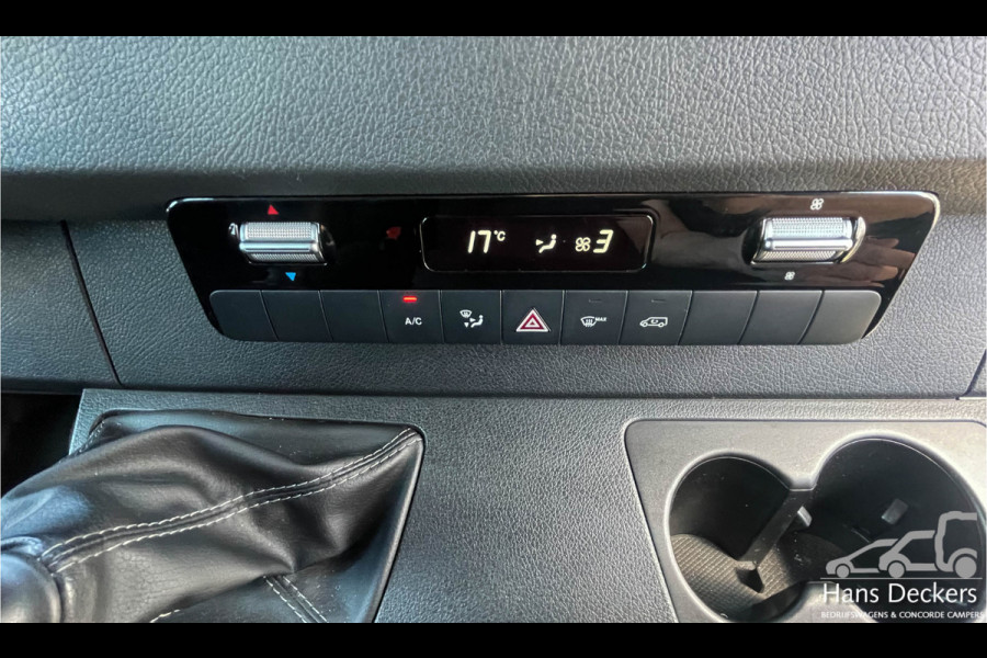 Mercedes-Benz Sprinter 316 L2H2 Zwart MBUX Trekhaak 3500kg 163pk Airco