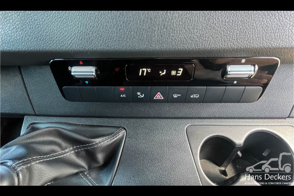 Mercedes-Benz Sprinter 316 L2H2 Zwart MBUX Trekhaak 3500kg 163pk Airco