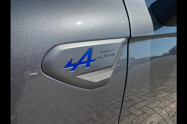 Renault Clio 1.6 E-Tech Full Hybrid 145 esprit Alpine Bose Sound / 360 camera / P-sensoren / Stoel & stuurwiel verw.