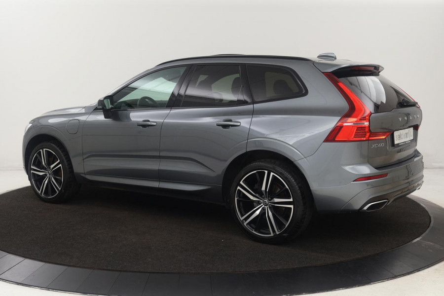 Volvo XC60 2.0 Recharge T8 AWD R Design | Panoramadak | Head-Up | Trekhaak | Harman/Kardon | Camera | Adaptive cruise | Stoelverwarming | Memory | Navigatie