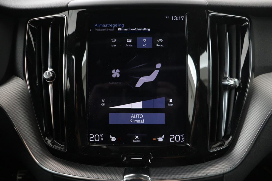Volvo XC60 2.0 Recharge T8 AWD R Design | Panoramadak | Head-Up | Trekhaak | Harman/Kardon | Camera | Adaptive cruise | Stoelverwarming | Memory | Navigatie