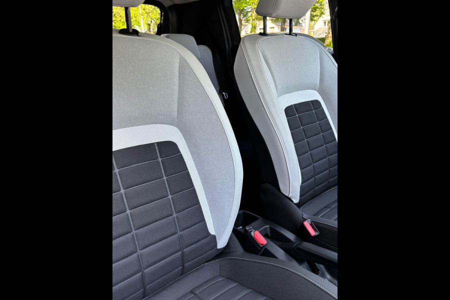 Citroën C3 1.2 Turbo 100pk Max | Nav | Climate control | A. Camera | Nieuw Model | €26.950,00 rijklaar