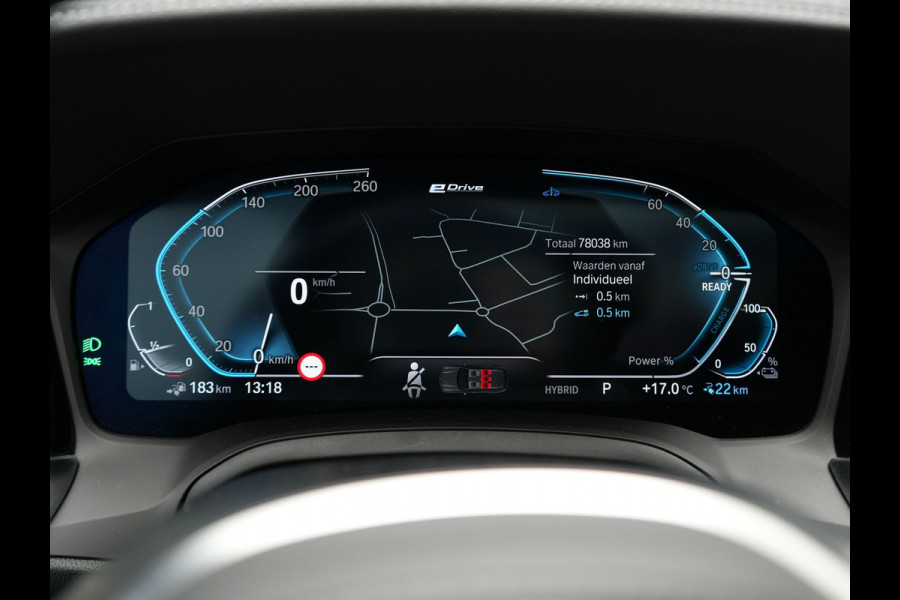 BMW 3 Serie Touring 330e M Sport Plug In Hybrid Dealer O.H. PHEV | Panodak | Lederen Sportstoelen Verwarmd | Adaptive Cruise | Navigatie | Apple Carplay | Camera | DAB | Sfeerverlichting |