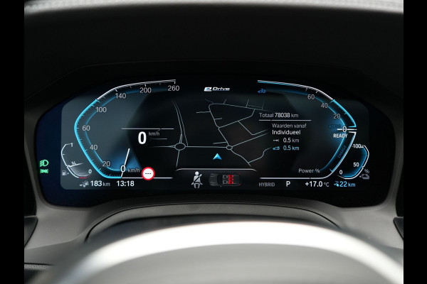 BMW 3 Serie Touring 330e M Sport Plug In Hybrid Dealer O.H. PHEV | Panodak | Lederen Sportstoelen Verwarmd | Adaptive Cruise | Navigatie | Apple Carplay | Camera | DAB | Sfeerverlichting |