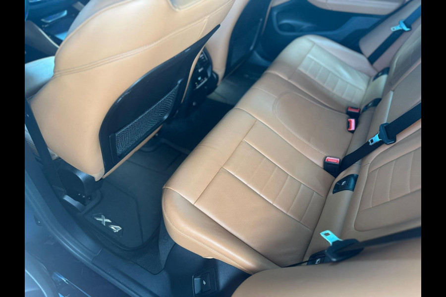 BMW X4 XDrive20i High Executive, M-sport, Top combinatie, Camera