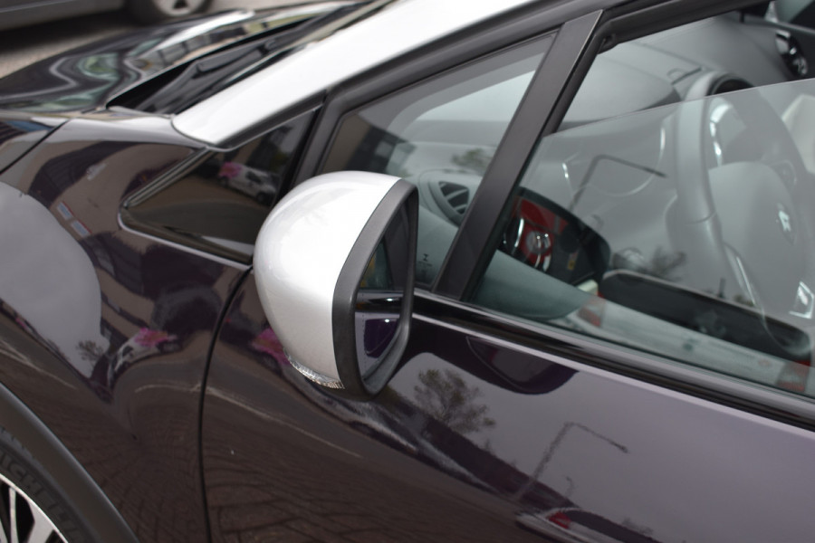 Renault Captur 1.2 TCe Initiale Paris Automaat leer Navi 11000 km