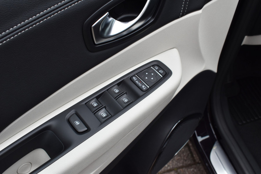 Renault Captur 1.2 TCe Initiale Paris Automaat leer Navi 11000 km