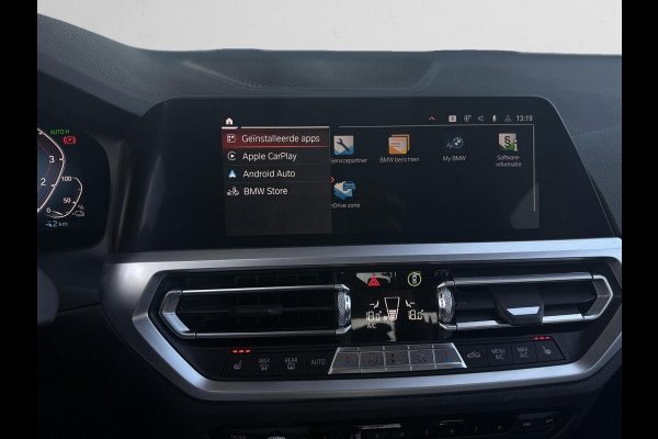 BMW 3 Serie 330E Plug-in Hybrid | 66.417 km | Shadow Line | M Velgen | Achteruitrijcamera | Stoelverwarming|PDC|