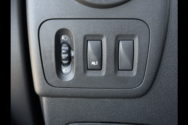 Renault Master T35 2.3 dCi L3 Bakwagen | NL-auto | Laadklep | Zijdeur | Airco | Cruisec.