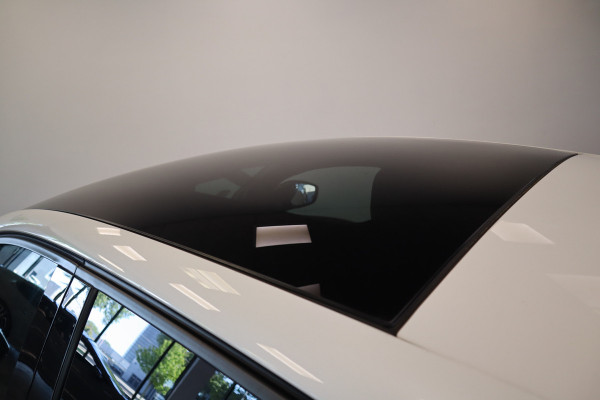 Peugeot 208 1.2 PureTech GT-Line Cruise/Climate Navi PDC NAP Panoramadak Automaat 131PK!