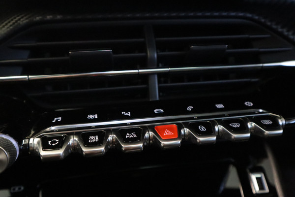Peugeot 208 1.2 PureTech GT-Line Cruise/Climate Navi PDC NAP Panoramadak Automaat 131PK!