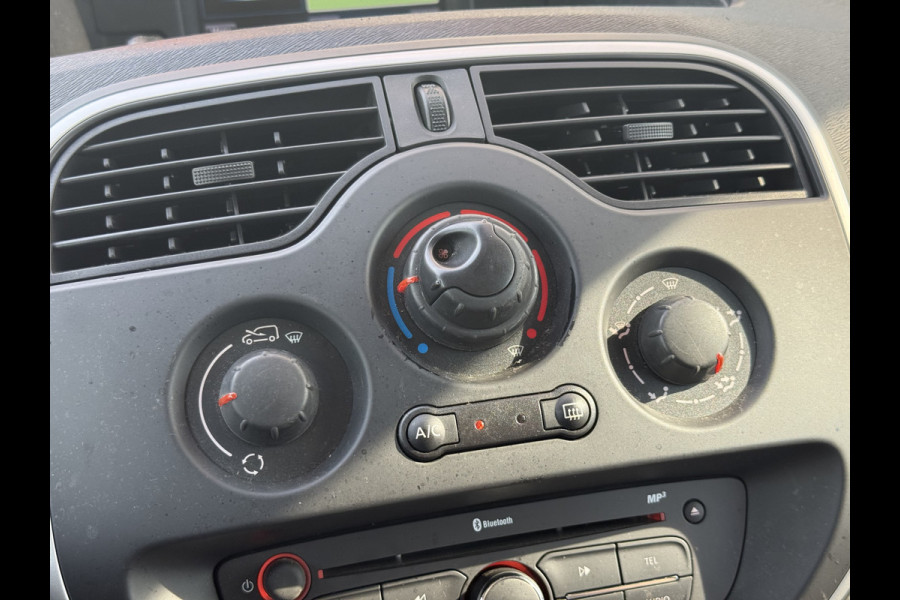 Renault Kangoo 1.5 dCi 90 Energy Luxe Maxi | NL- auto | 1e eigenaar | Navi | 2X Schuifd. | Airco | Cruisec.