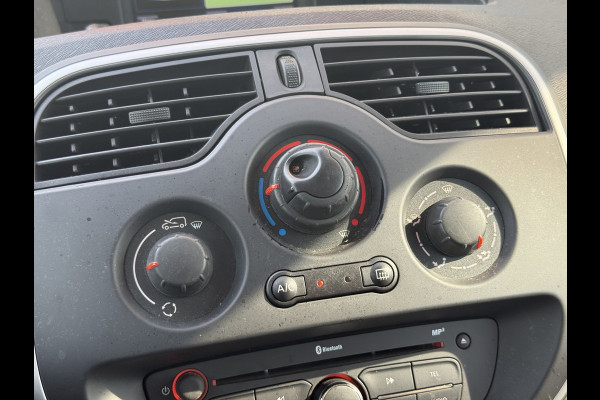 Renault Kangoo 1.5 dCi 90 Energy Luxe Maxi | NL- auto | 1e eigenaar | Navi | 2X Schuifd. | Airco | Cruisec.
