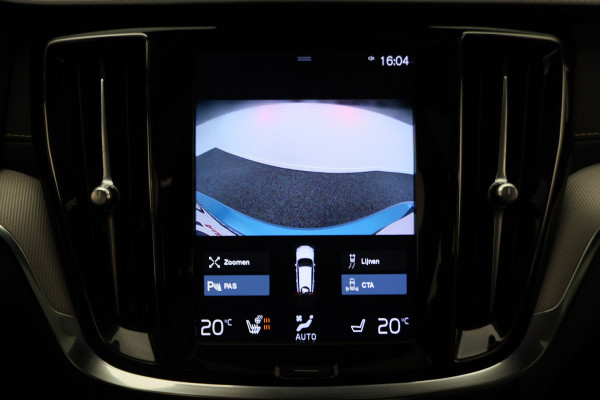 Volvo V60 2.0 T8 Recharge AWD R-Design Leer/Stof, Panoramadak, H&K, Camera, ACC, Standkachel, LED, DAB, 19''