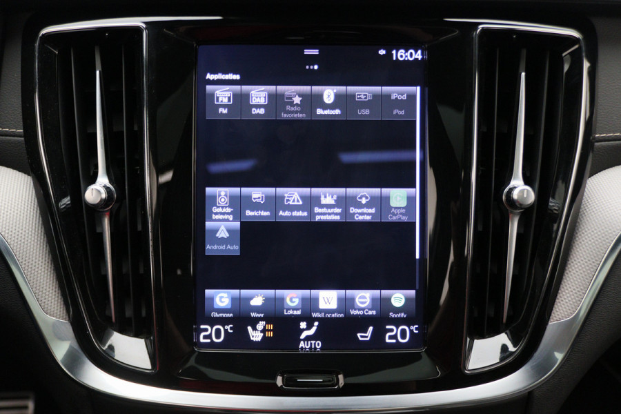 Volvo V60 2.0 T8 Recharge AWD R-Design Leer/Stof, Panoramadak, H&K, Camera, ACC, Standkachel, LED, DAB, 19''