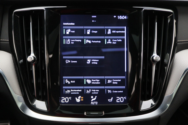 Volvo V60 2.0 T8 Recharge AWD R-Design Leer/Stof, Panoramadak, H&K, Camera, ACC, Standkachel, LED, DAB, 19''