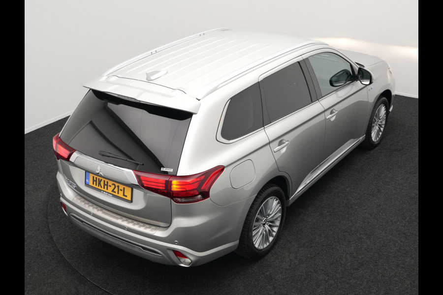 Mitsubishi Outlander 2.4 Intense Plug in Hybrid 225pk PHEV | Carplay | Parkeersensoren | Stoelverwarming | L.M. 18" | Camera | Cruise Control | Climate Control | DAB |