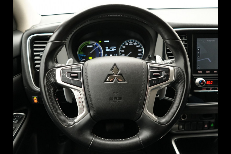 Mitsubishi Outlander 2.4 Intense Plug in Hybrid 225pk PHEV | Carplay | Parkeersensoren | Stoelverwarming | L.M. 18" | Camera | Cruise Control | Climate Control | DAB |