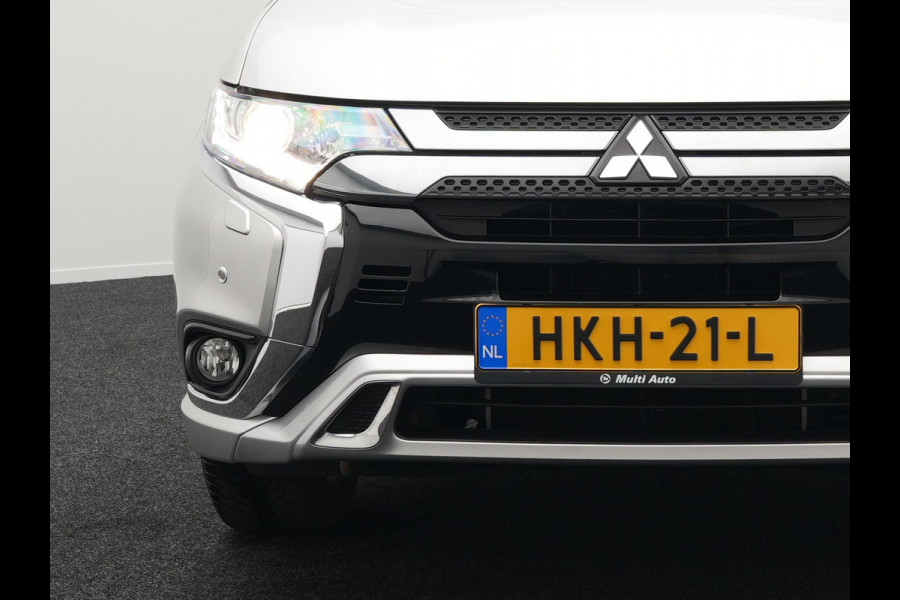 Mitsubishi Outlander 2.4 Intense Plug in Hybrid 225pk PHEV | Carplay | Parkeersensoren | Stoelverwarming | L.M. 18" | Camera | Cruise Control | Climate Control | DAB |