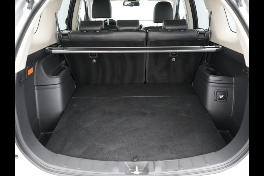 Mitsubishi Outlander 2.4 Intense Plug in Hybrid 225pk PHEV | Carplay | Parkeersensoren | Stoelverwarming | L.M. 18" | Camera | Cruise Control | Climate Control | DAB |