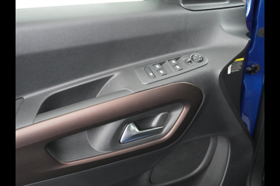 Peugeot eRifter Allure TREKHAAK | CAMERA | KEYLESS | STOELVERWARMING