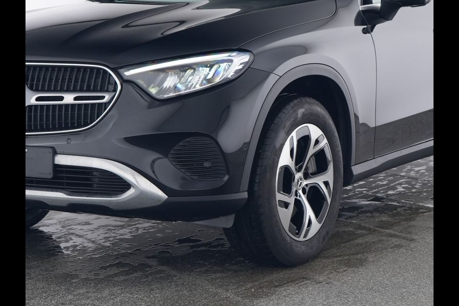 Mercedes-Benz GLC 300 e 4MATIC Plug-In Hybride | Edition Avantgarde | Alarm | Rijassistentiepakket plus | Stuur en Stoelverwarming | Memory Voorstoelen | Inclusief 24 maanden MB Certified garantie voor Europa.