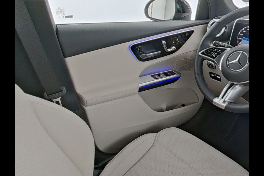 Mercedes-Benz GLC 300 e 4MATIC Plug-In Hybride | Edition Avantgarde | Alarm | Rijassistentiepakket plus | Stuur en Stoelverwarming | Memory Voorstoelen | Inclusief 24 maanden MB Certified garantie voor Europa.