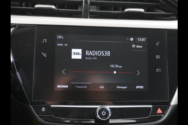 Opel Corsa 1.2T 101PK 5Drs Edition Apple Carplay Android Auto Navi* Airco Cruise Control Lmv 16" Pdc Lane Assist Lichtsensor Verkeersbord detectie Esp Bleutooth (*Navi via app)