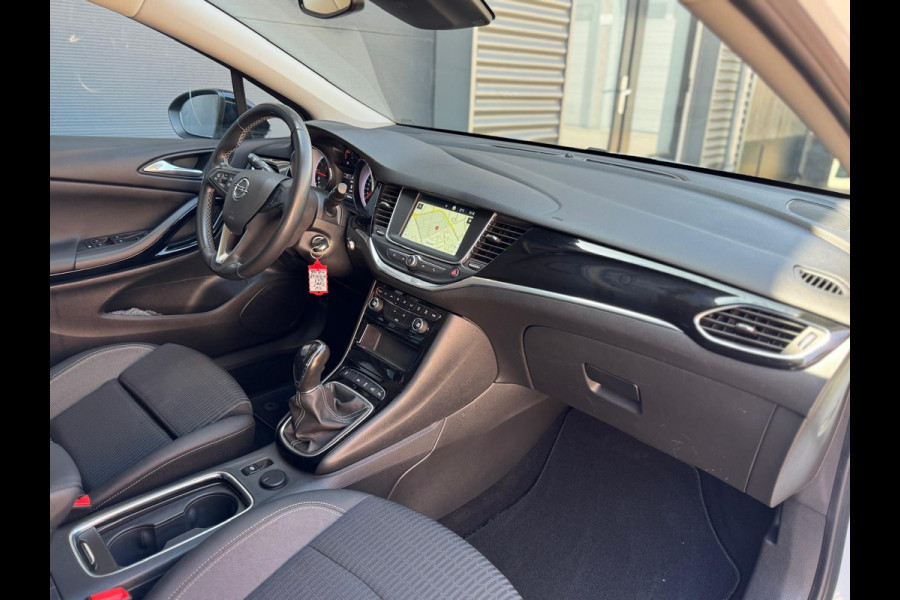 Opel Astra Sports Tourer 1.2 Design & Tech, trekhaak, achteruitrijcamera, eerste eigenaar, NL auto met nationale auto pas