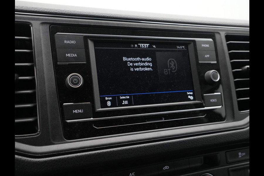 Volkswagen Crafter 30 2.0 TDI L3H3 Navi via App Camera Trekhaak Voorruitverwarming