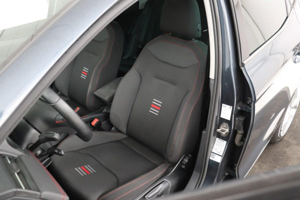 Seat Ibiza 1.0 TSI FR Intens | Stoelverwarming | Adaptive cruise | BEATS Pack | Full LED | Carplay | DAB | Camera | Climate control