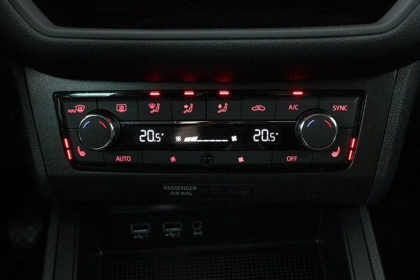 Seat Ibiza 1.0 TSI FR Intens | Stoelverwarming | Adaptive cruise | BEATS Pack | Full LED | Carplay | DAB | Camera | Climate control