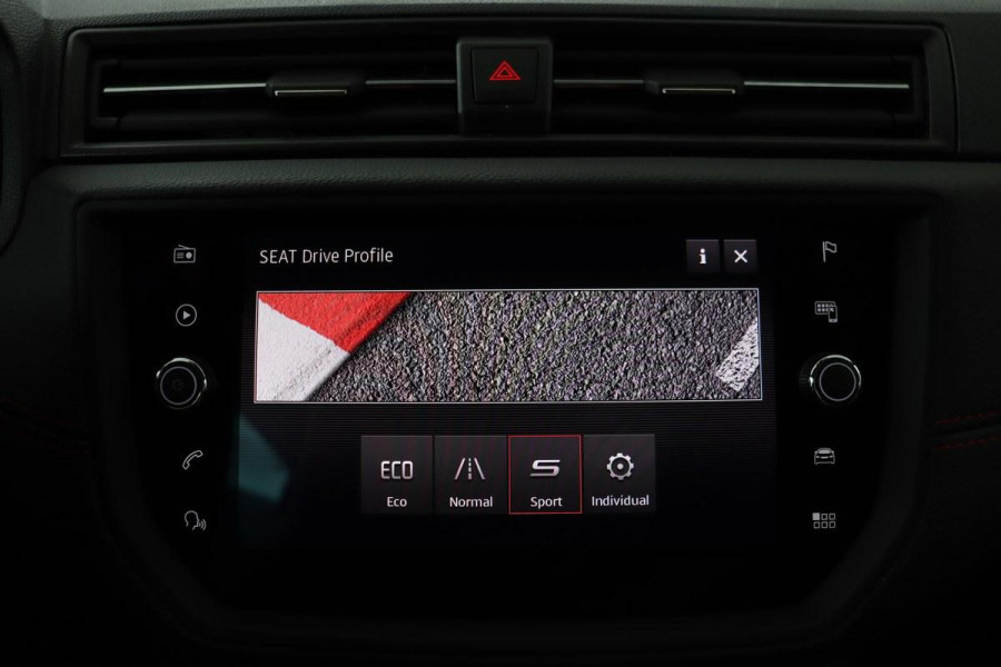 Seat Ibiza 1.0 TSI FR Intens | Stoelverwarming | Adaptive cruise | BEATS Pack | Full LED | Carplay | DAB | Camera | Climate control