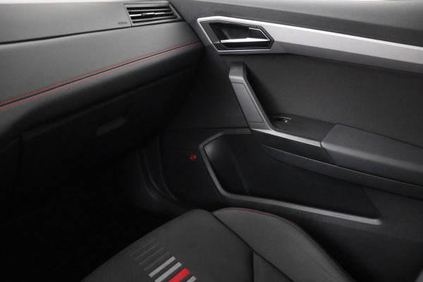 Seat Ibiza 1.0 TSI FR Intens | Stoelverwarming | Adaptive cruise | BEATS Pack | Full LED | Carplay | DAB | Camera | Climate control