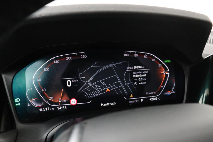 BMW 3 Serie 318i Business Edition | Stoelverwarming | Camera | Carplay | Live Cockpit | Full LED | Navigatie | Dodehoek detectie | Climate control