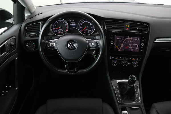 Volkswagen Golf 1.4 TSI Highline | Stoelverwarming | Camera | Full LED | Adaptive cruise | Carplay | Climate control | Parkeerhulp | Bluetooth