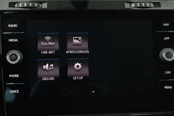 Volkswagen Golf 1.4 TSI Highline | Stoelverwarming | Camera | Full LED | Adaptive cruise | Carplay | Climate control | Parkeerhulp | Bluetooth