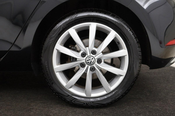 Volkswagen Golf 1.4 TSI Highline | Stoelverwarming | Camera | Full LED | Adaptive cruise | Carplay | Climate control | Parkeerhulp | Bluetooth