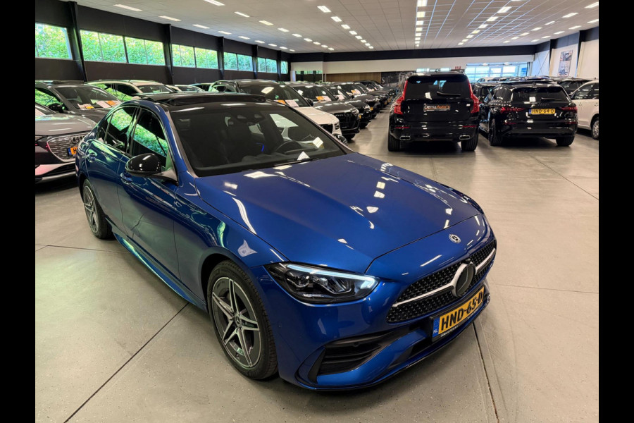 Mercedes-Benz C-Klasse 300 e AMG BLACK-LINE 313PK PANO/V-COCKPIT/NAVI/DAB/CARPLAY/CAM///