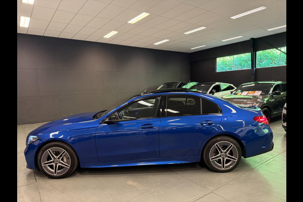 Mercedes-Benz C-Klasse 300 e AMG BLACK-LINE 313PK PANO/V-COCKPIT/NAVI/DAB/CARPLAY/CAM///