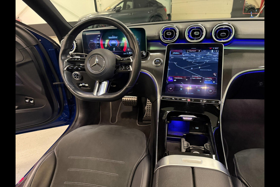Mercedes-Benz C-Klasse 300 e AMG BLACK-LINE 313PK PANO/V-COCKPIT/NAVI/DAB/CARPLAY/CAM///