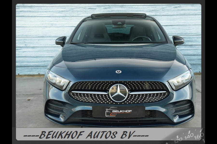 Mercedes-Benz A-Klasse 220 4MATIC Premium Pano Leer Nav Cam