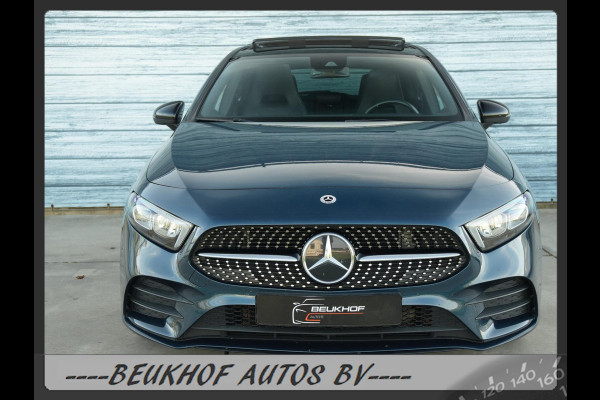 Mercedes-Benz A-Klasse 220 4MATIC Premium Pano Leer Nav Cam